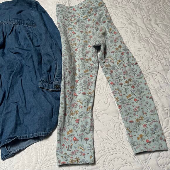 Next Embroidered Bee Floral Chambray Outfit Size 2/3 - Picture 7 of 8
